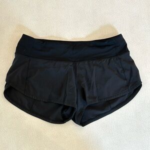Lululemon Speed up Low Rise 2.5 Short
